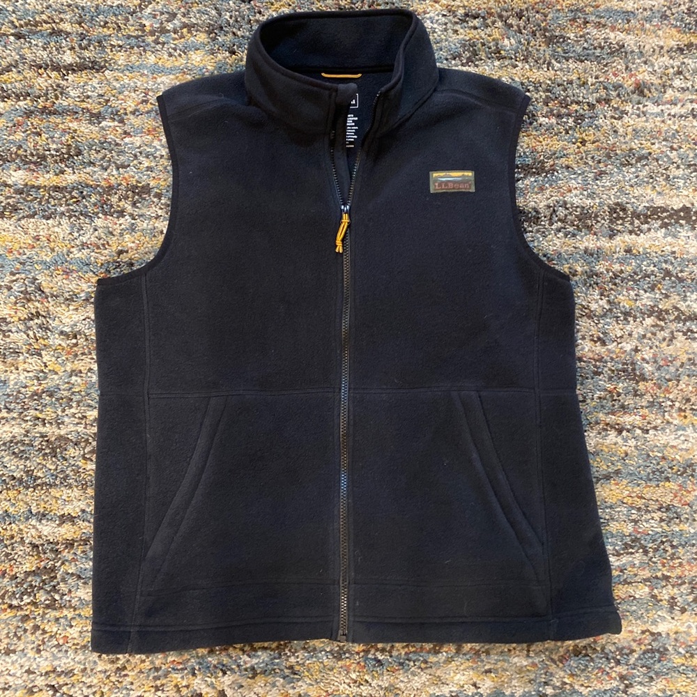 LL bean fleece vest size large